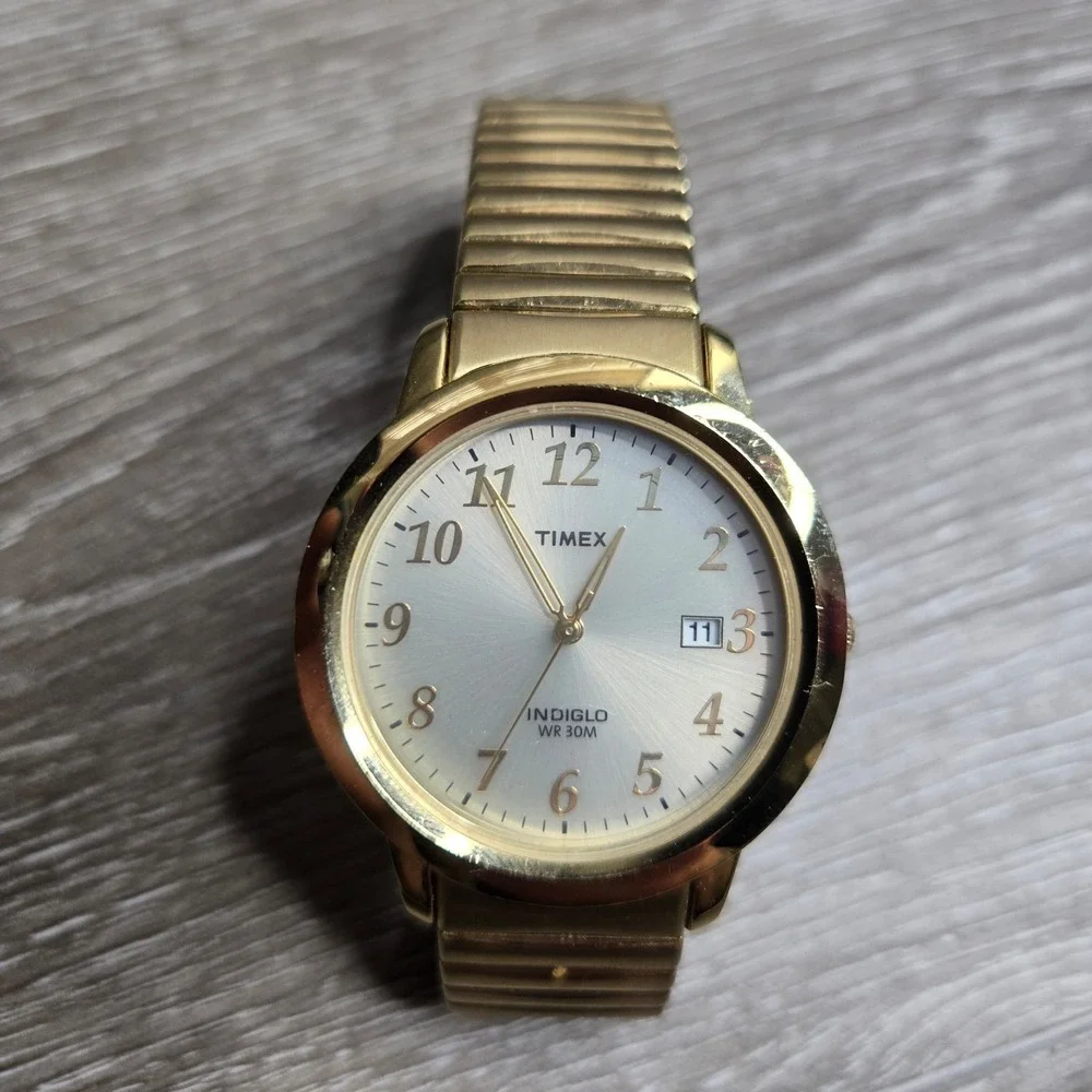Timex Indiglo Gold Tone Watch Date Window Expansion Band WR 30M R9